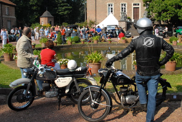 Foto Schloss Loersfeld Innenhof bei der Fahrerbesprechung 2008