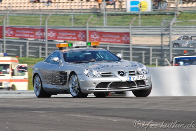 AVD_OLDTIMER_NUERBURGRING_10122.JPG