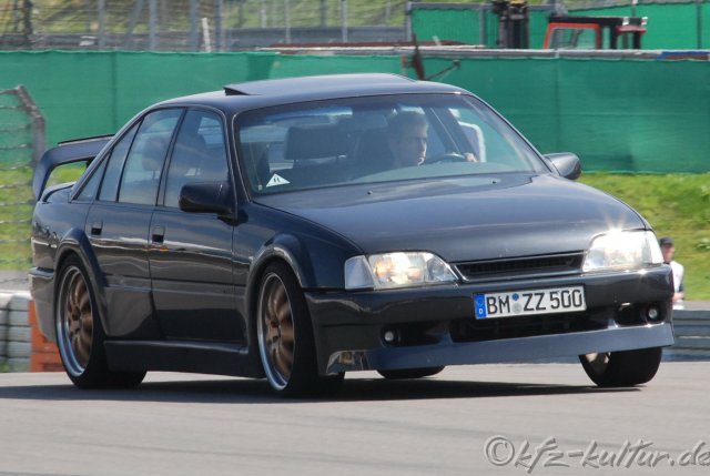 AVD_OLDTIMER_NUERBURGRING_8704.jpg