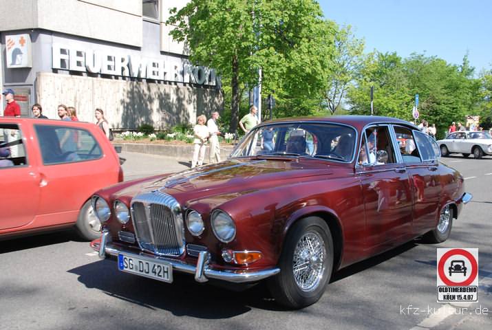 OLDTIMER_DEMO_2440