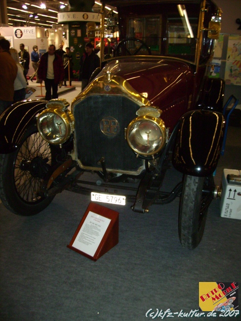 RETROMOBILE_1019