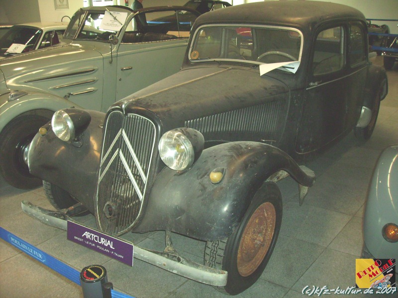 RETROMOBILE_1205