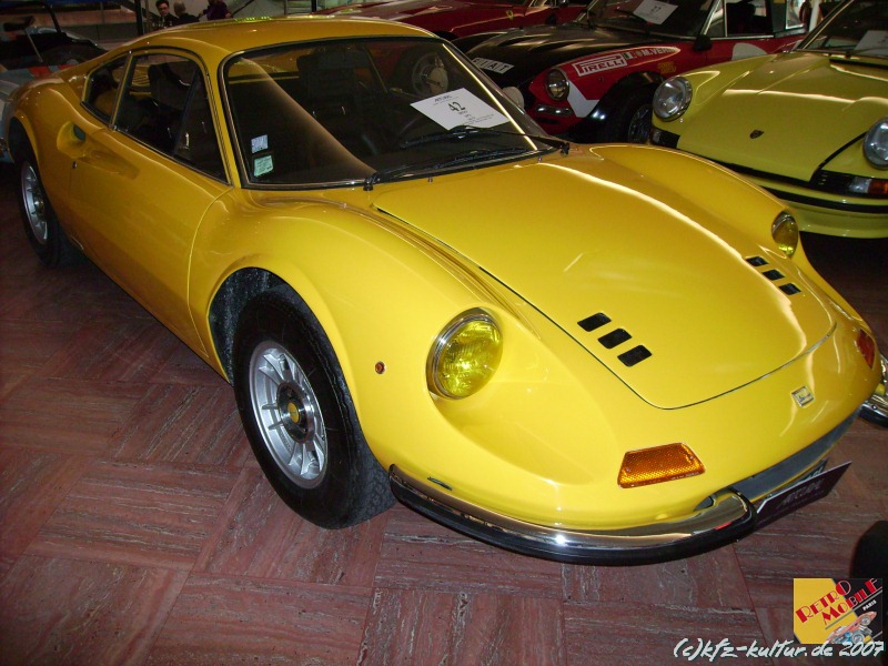 RETROMOBILE_1217
